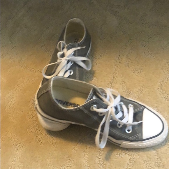 Converse - Picture 2 of 3